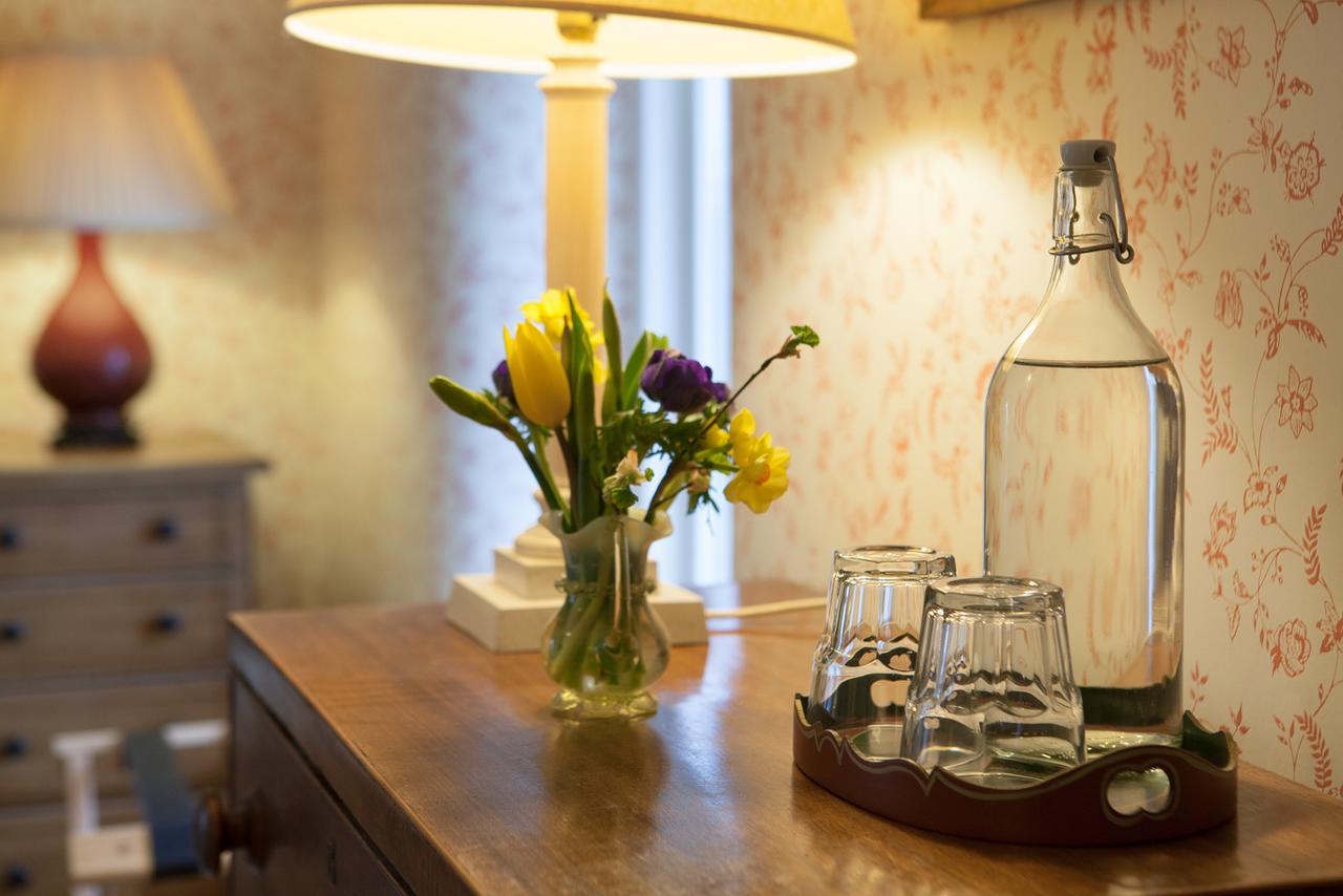 ジリンガム Gutchpool Farm Bed & Breakfast エクステリア 写真