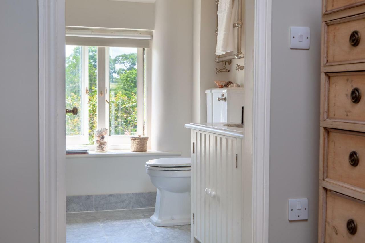 ジリンガム Gutchpool Farm Bed & Breakfast エクステリア 写真